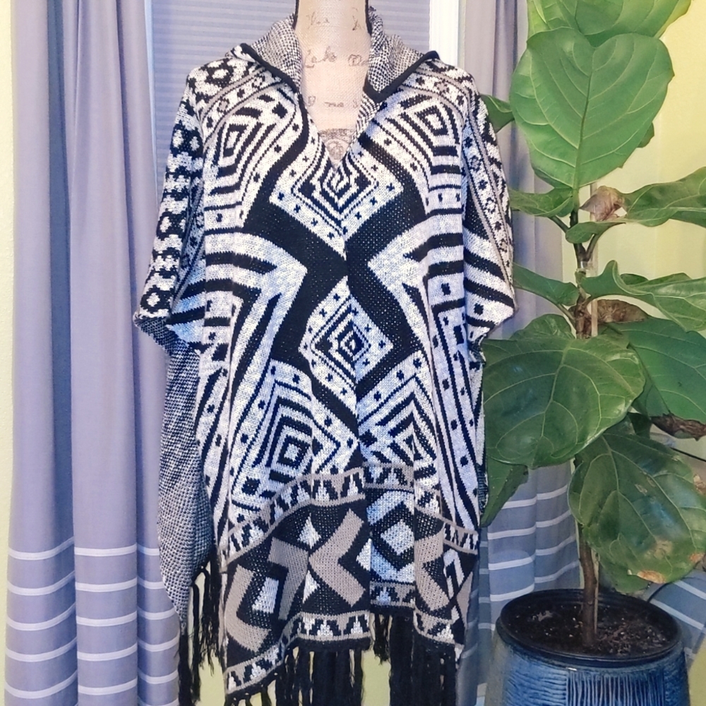 Poncho/Cardigan Sweater ❄️